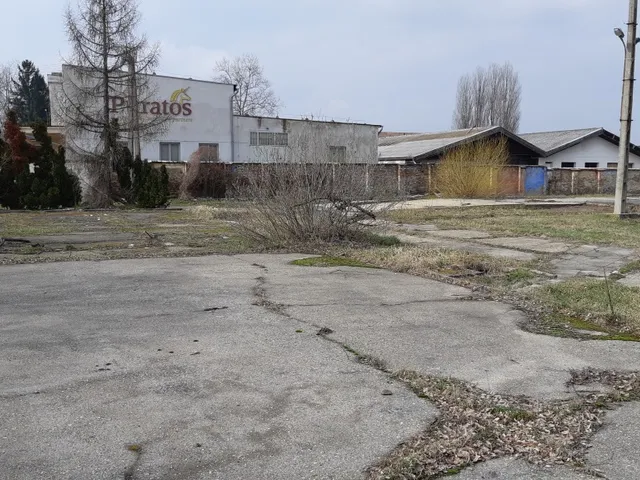 Eladó telek Kaposvár, Cser, Cseri út 24214 nm