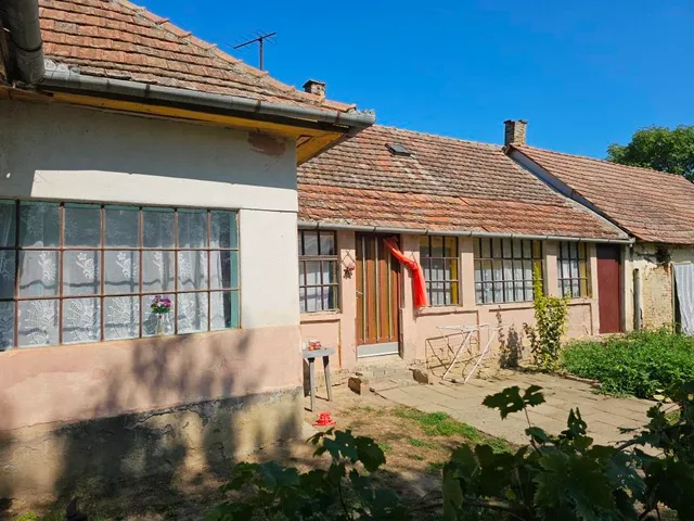 Eladó ház Gölle, Szabadság utca 99 nm