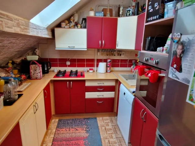 Eladó lakás Kaposvár, Zaranyi lakótelep 89 nm