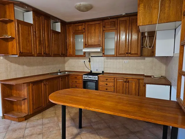 Kiadó lakás Kaposvár, Belváros 73 nm