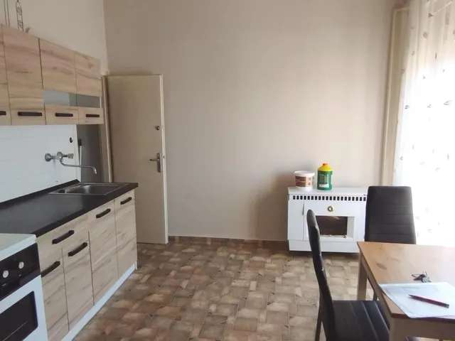 Kiadó lakás Kaposvár, Belváros, Zárda köz 48 nm