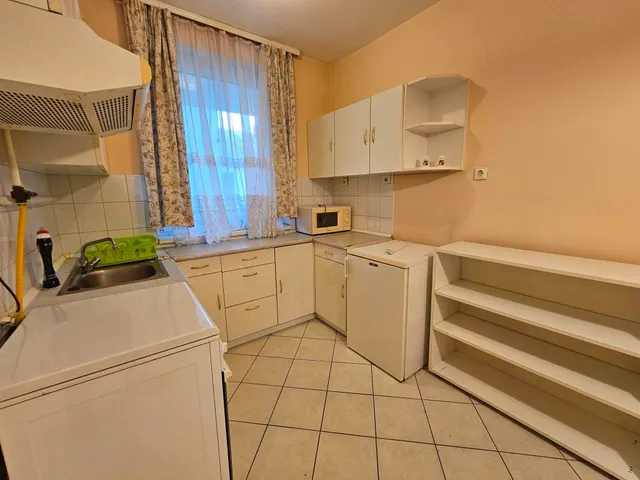 Kiadó lakás Kaposvár, Belváros, Ady Endre utca 71 nm