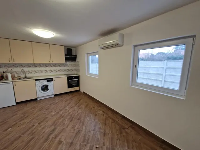 Kiadó ház Kaposvár, Belváros 50 nm