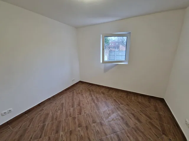 Kiadó ház Kaposvár, Belváros, Zárda utca 50 nm