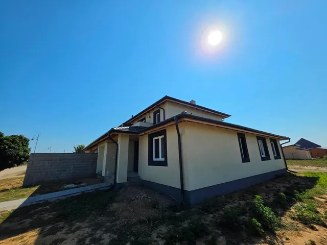 Eladó ház Kaposvár, Kisgát, Wass Albert utca 147 nm