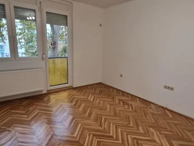 Kiadó lakás Kaposvár, Arany János utca 43 nm