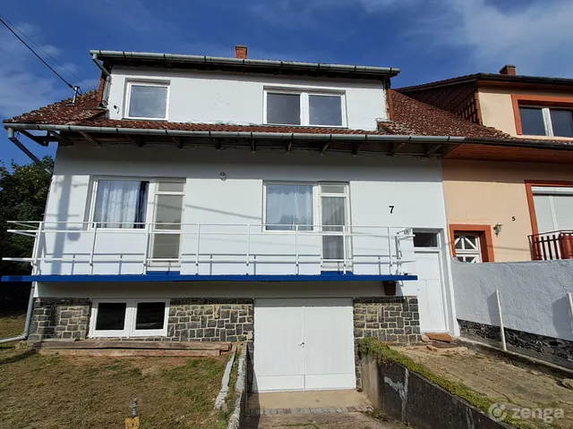 Eladó ház Kehidakustány 280 nm
