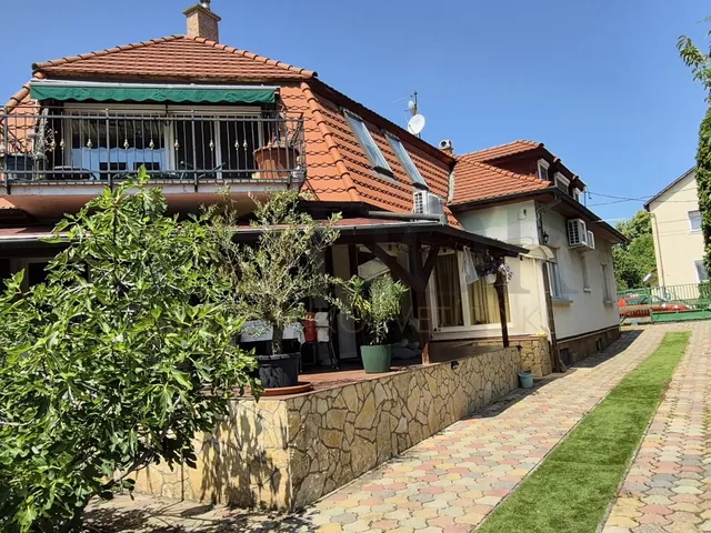Eladó ház Budapest XVIII. kerület, Lónyaytelep 221 nm