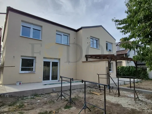 Eladó ház Budapest XVIII. kerület 140 nm