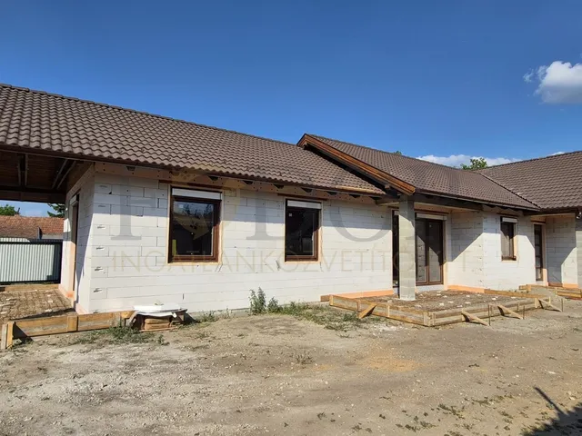 Eladó ház Gyál 158 nm