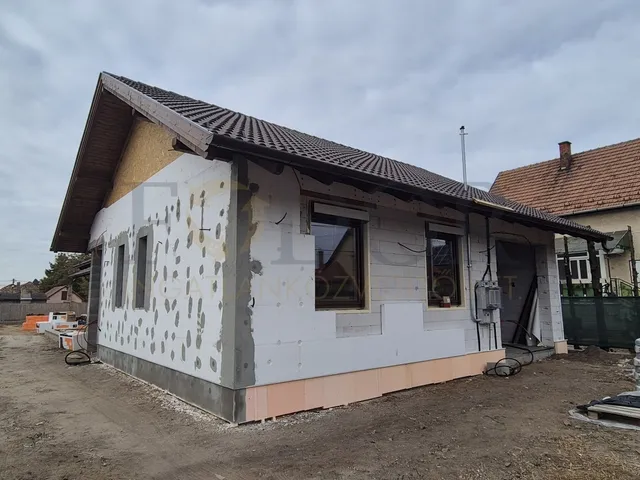 Eladó ház Gyál 158 nm