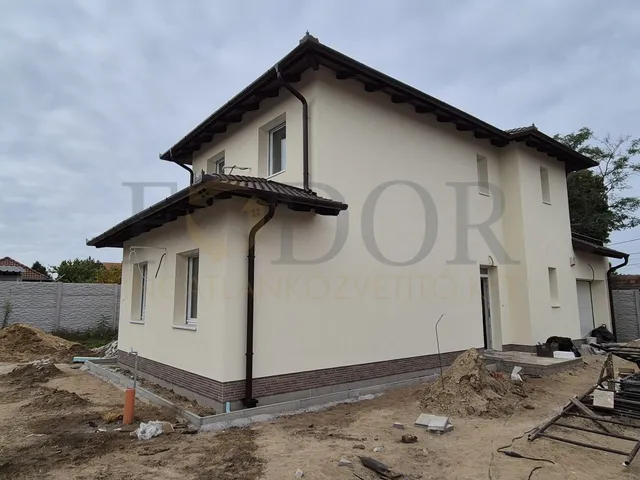 Eladó ház Gyál 137 nm