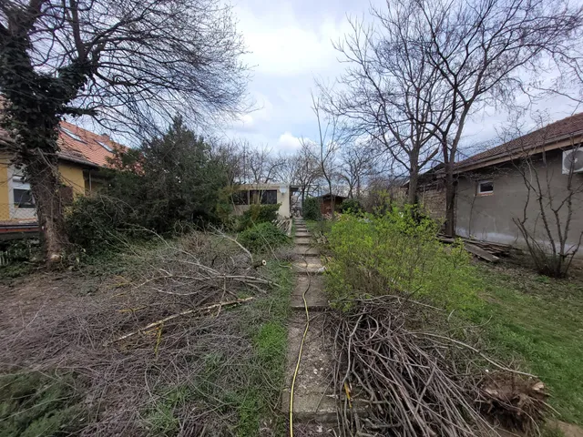 Eladó telek Budapest XVIII. kerület, Újpéteritelep 510 nm