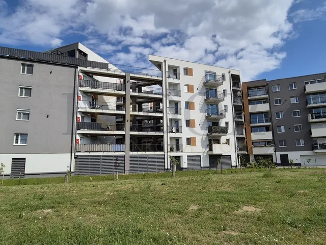 Eladó lakás Budapest XVIII. kerület, Gloriett-telep 62 nm