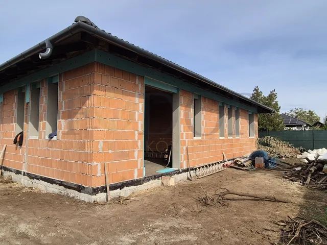 Eladó ház Gyál 99 nm