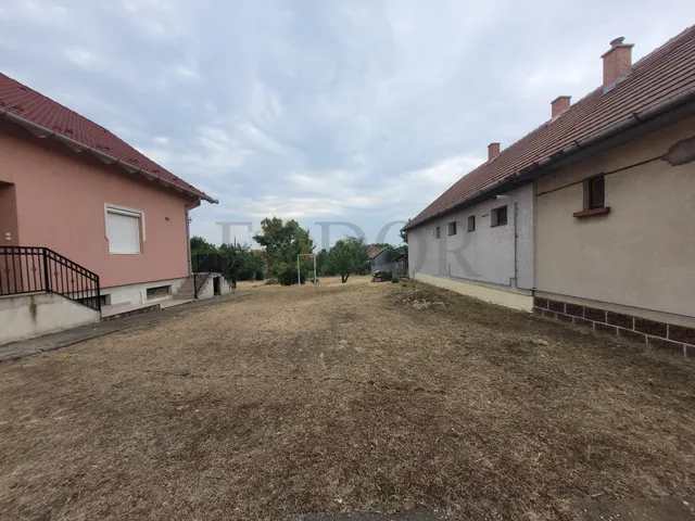 Eladó ház Tápióság 150 nm