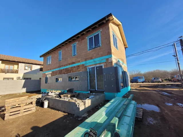 Eladó ház Budapest XVIII. kerület, Almáskert 146 nm