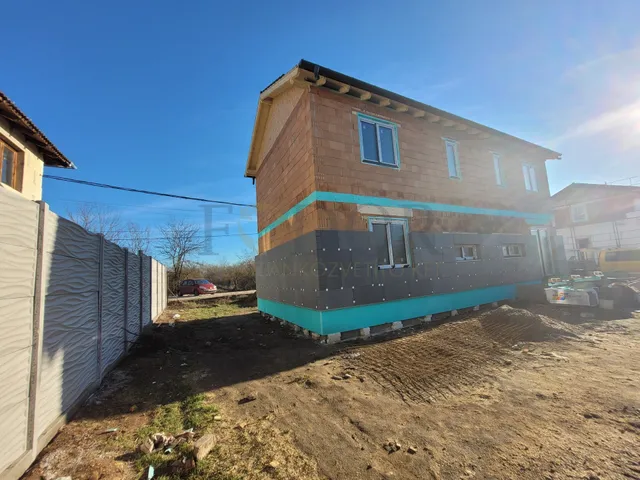 Eladó ház Budapest XVIII. kerület, Almáskert 152 nm