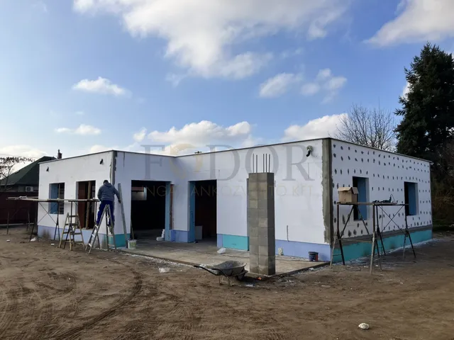 Eladó ház Budapest XVIII. kerület, Kossuth Ferenc-telep 135 nm