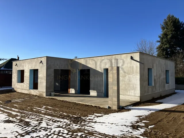 Eladó ház Budapest XVIII. kerület, Kossuth Ferenc-telep 135 nm