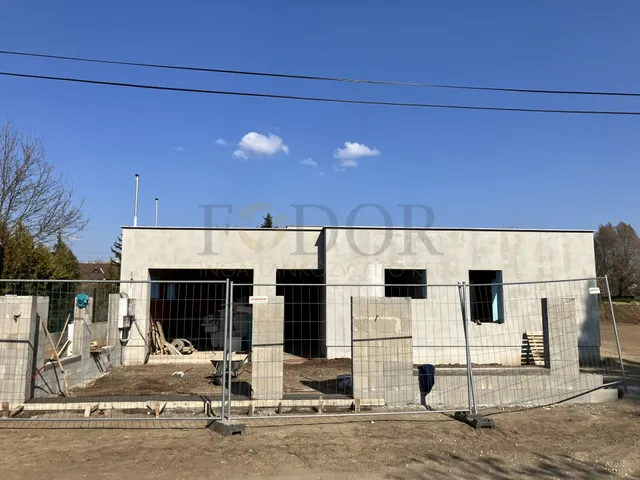 Eladó ház Budapest XVIII. kerület, Kossuth Ferenc-telep 135 nm