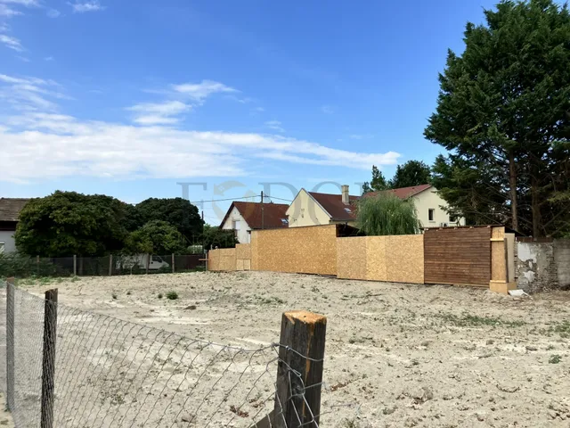 Eladó telek Budapest XIX. kerület 533 nm