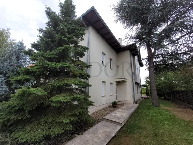 Eladó lakás Budapest XI. kerület, Hosszúrét 39 nm