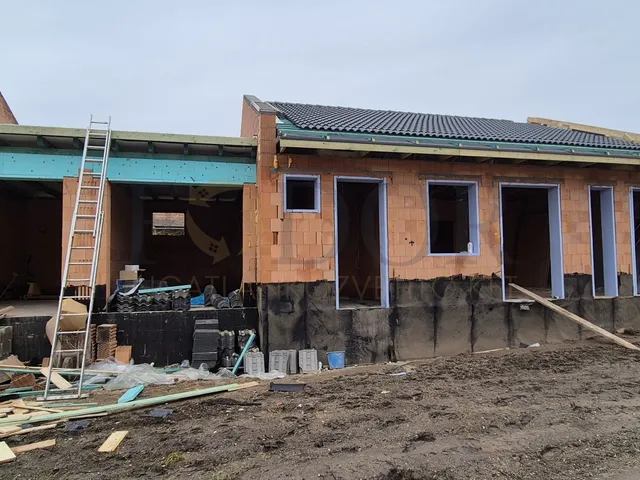 Eladó ház Gyál 97 nm