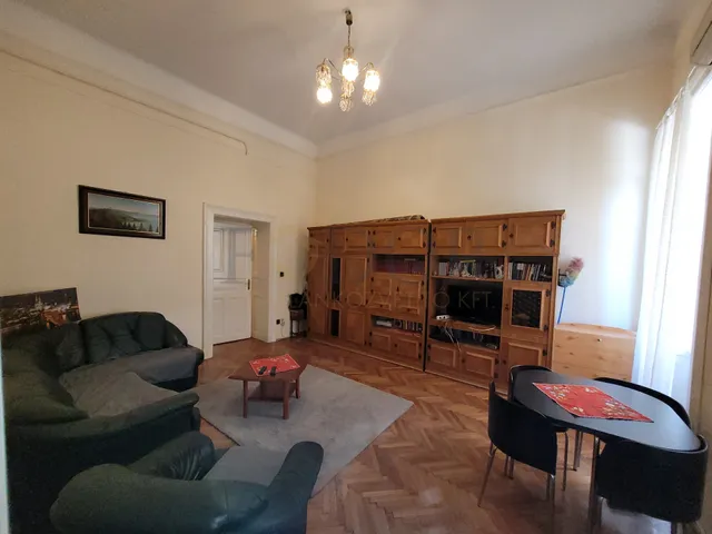 Eladó lakás Budapest VIII. kerület 55 nm