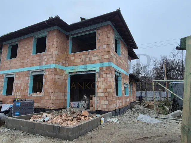 Eladó ház Budapest XVIII. kerület, Erdőskert 135 nm