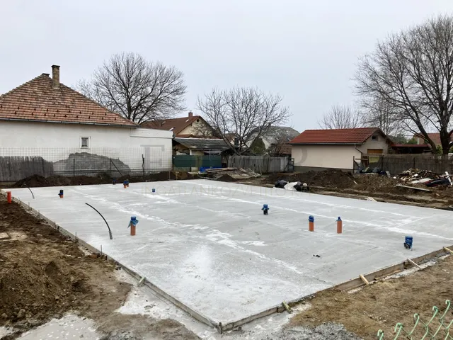 Eladó ház Budapest XVIII. kerület, Újpéteritelep 157 nm