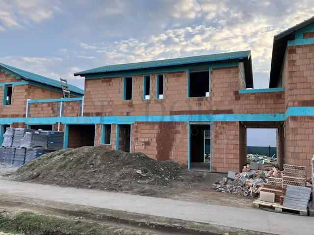 Eladó ház Vecsés 120 nm