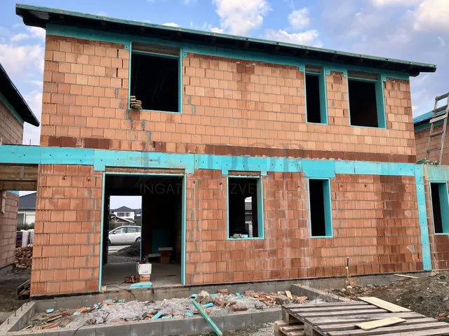 Eladó ház Vecsés 120 nm