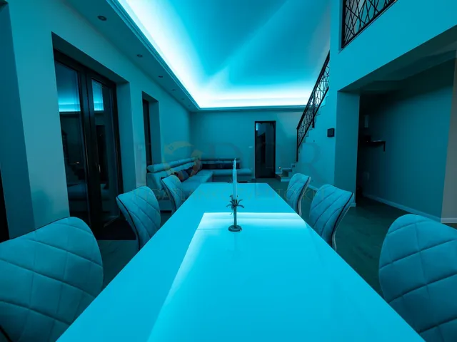 Eladó ház Üllő 194 nm