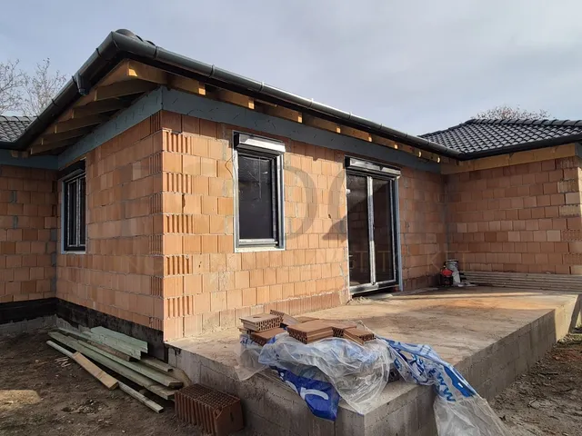 Eladó ház Budapest XVIII. kerület, Miklóstelep 131 nm