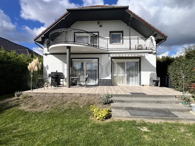 Eladó ház Halásztelek 200 nm