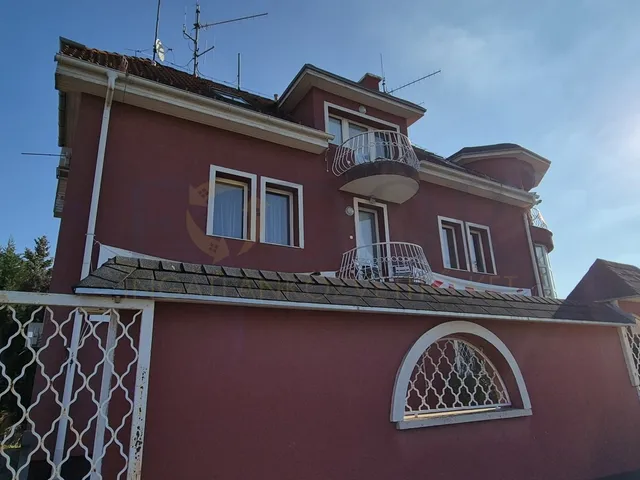 Eladó ház Budapest XIV. kerület, Alsórákos 227 nm