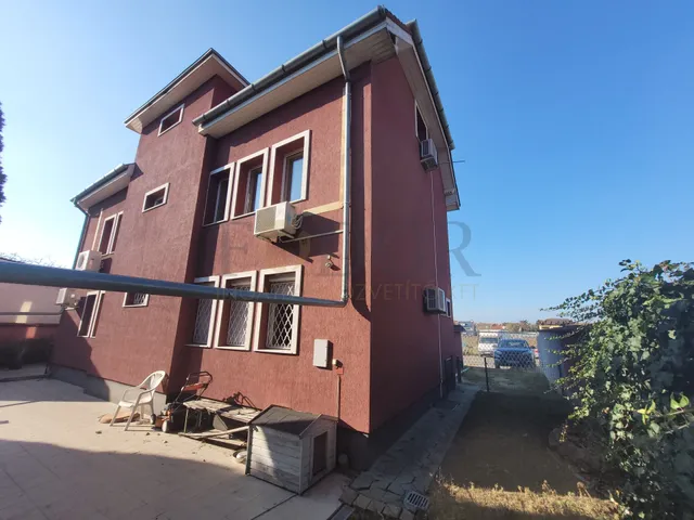 Eladó ház Budapest XIV. kerület, Alsórákos 227 nm