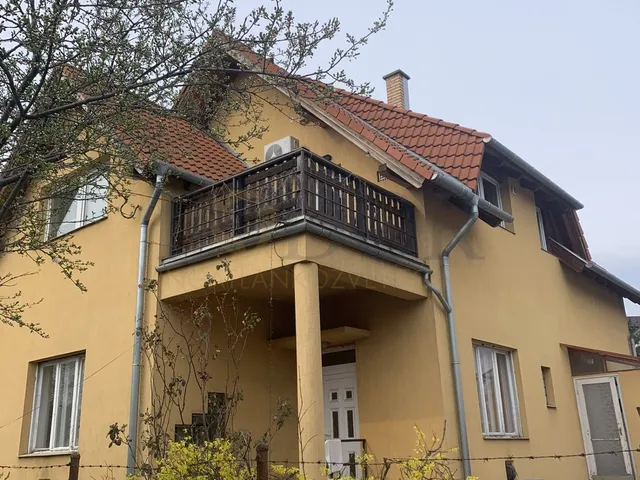 Eladó ház Budapest XVIII. kerület, Gloriett-telep 70 nm