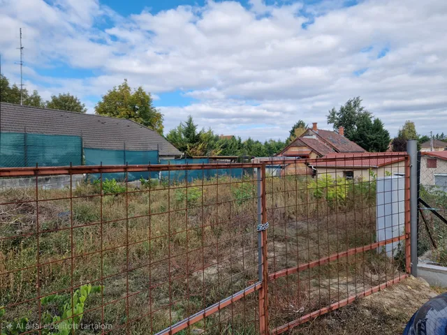 Eladó telek Szigetszentmiklós 661 nm