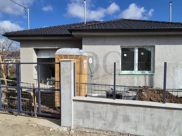 Eladó ház Budapest XVIII. kerület, Újpéteritelep 113 nm