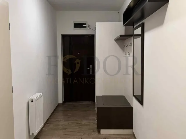 Eladó lakás Dabas 85 nm