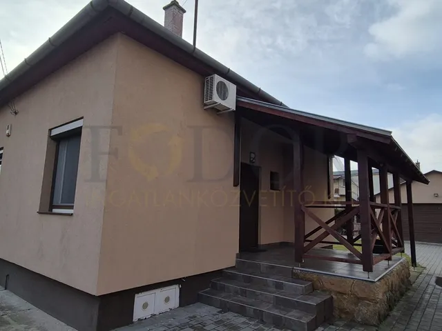 Eladó ház Budapest XVIII. kerület 108 nm