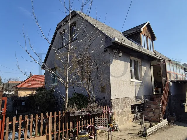 Eladó ház Gyál 235 nm