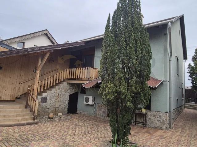 Eladó ház Budapest XX. kerület, Pacsirtatelep 160 nm