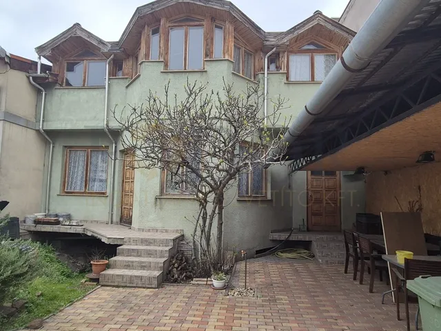 Eladó ház Budapest XX. kerület, Pacsirtatelep 160 nm