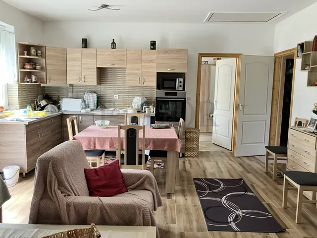 Eladó ház Tököl 70 nm