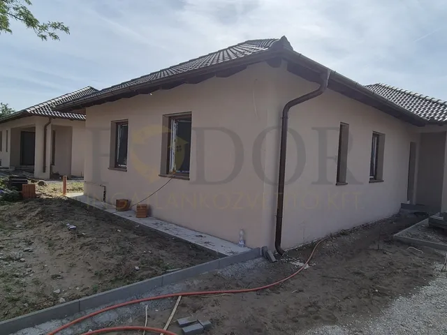 Eladó ház Nyáregyháza 131 nm