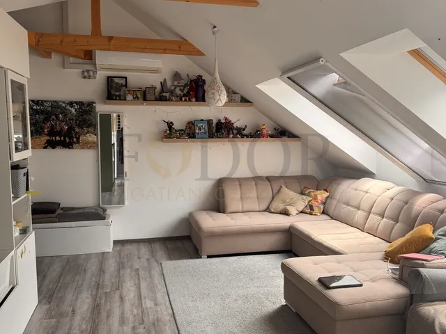 Eladó ház Budapest XVIII. kerület, Újpéteritelep 206 nm