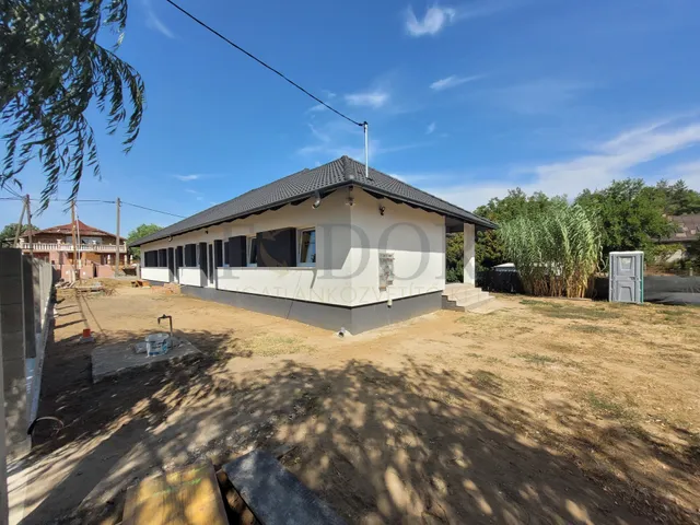 Eladó ház Isaszeg 87 nm